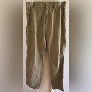 Men’s  silver ridge utility Columbia Pants like new 34x34